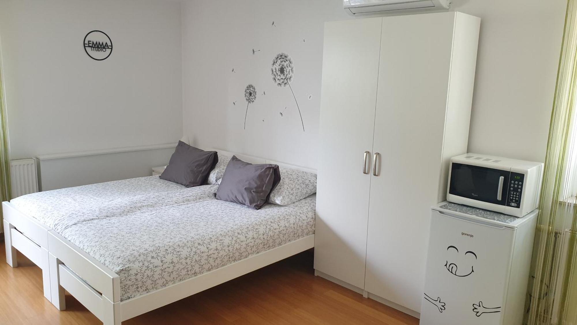 Studio Emma Ljubljana - Free Parking, Ac, Wifi 외부 사진
